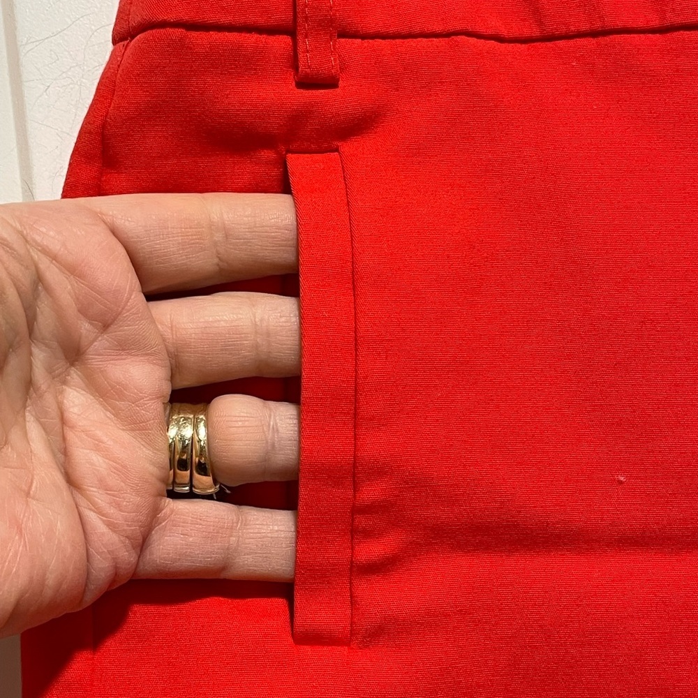 Anne Klein Women’s Size 4 4.5” Vibrant Red Preppy Coquette Shorts Scalloped Hem - Picture 2 of 12